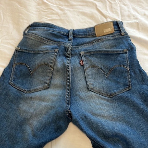 Levi’s High Rise Skinny Jeans Size 26 - Picture 3 of 7